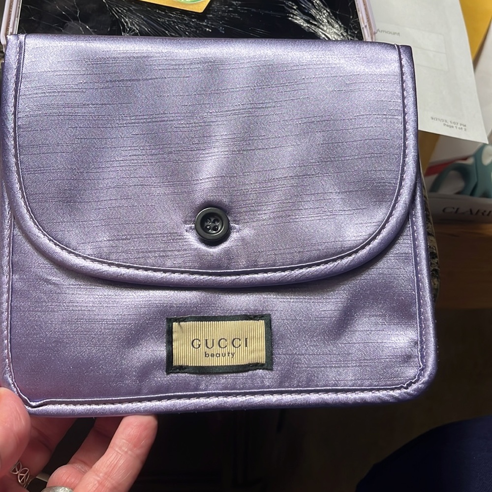GUCCI Pouch In lavender NEW